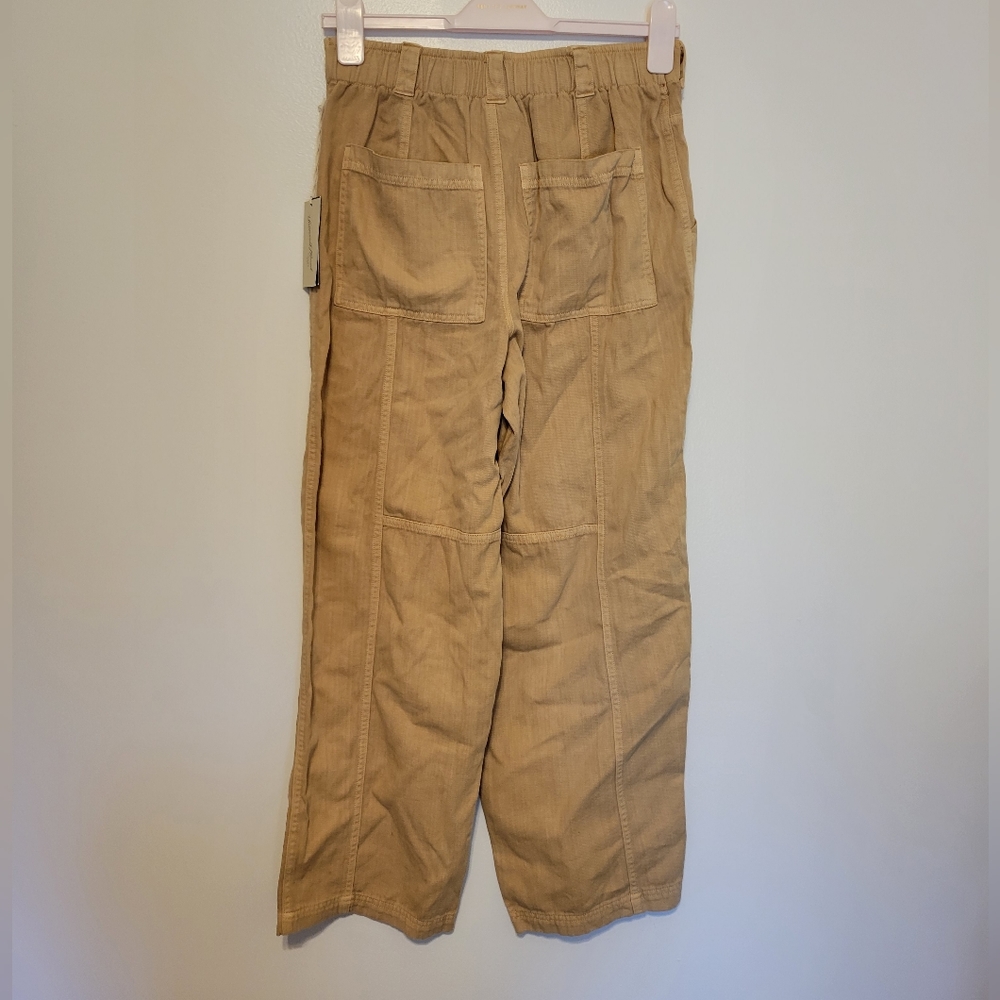 🎯nwt universal thread tan high rise utility pants - Picture 3 of 4